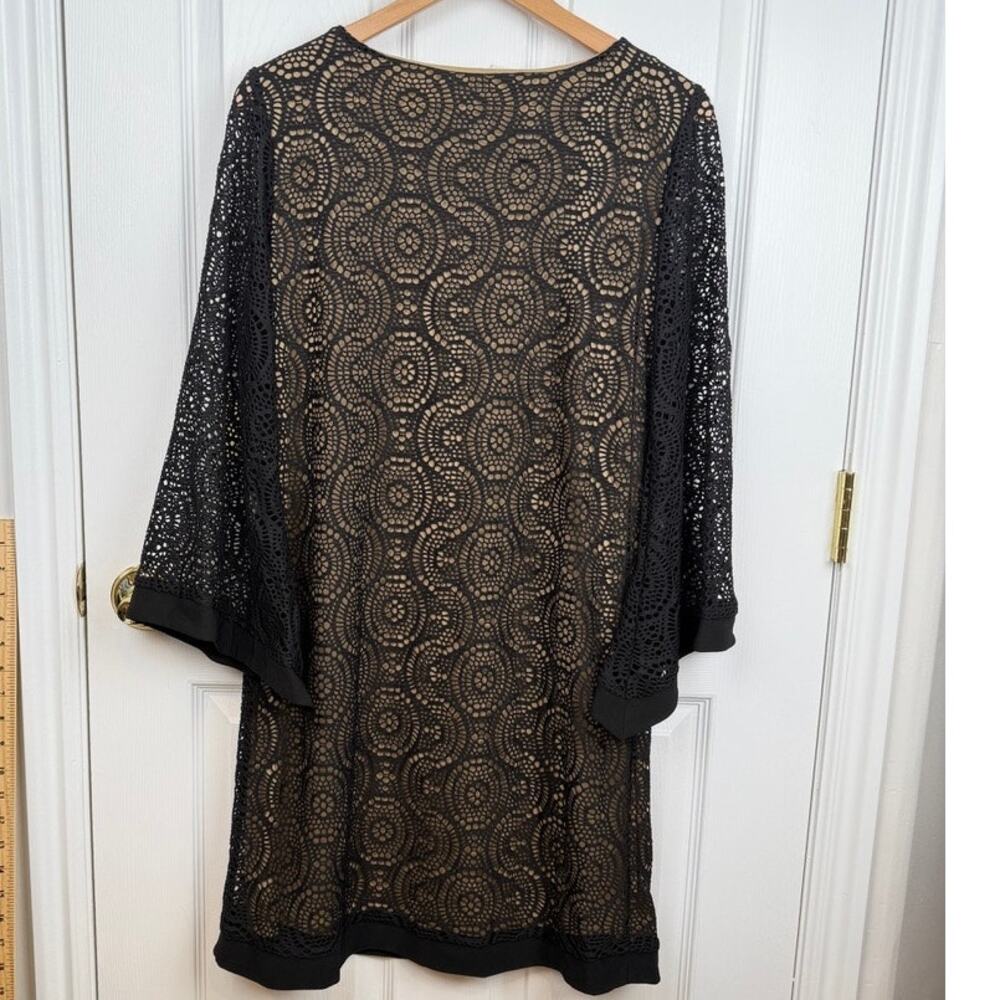 Black Lace Shift Dress Bell Sleeves M Quiet Luxury Cocktail Whimseygoth Timeless - Picture 6 of 9